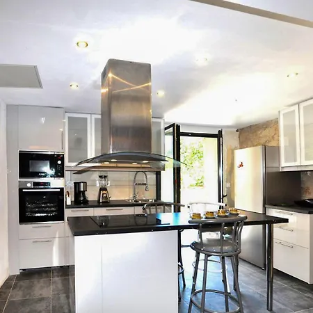 Holiday home Gorgeous In Des Alberes Laroque-des-Alberes